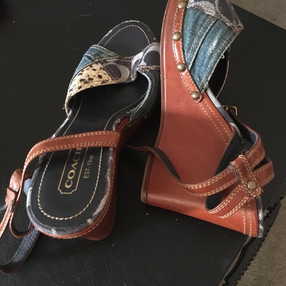Coach Shoes - Coach Shoes Size 10B Good Worn Condition